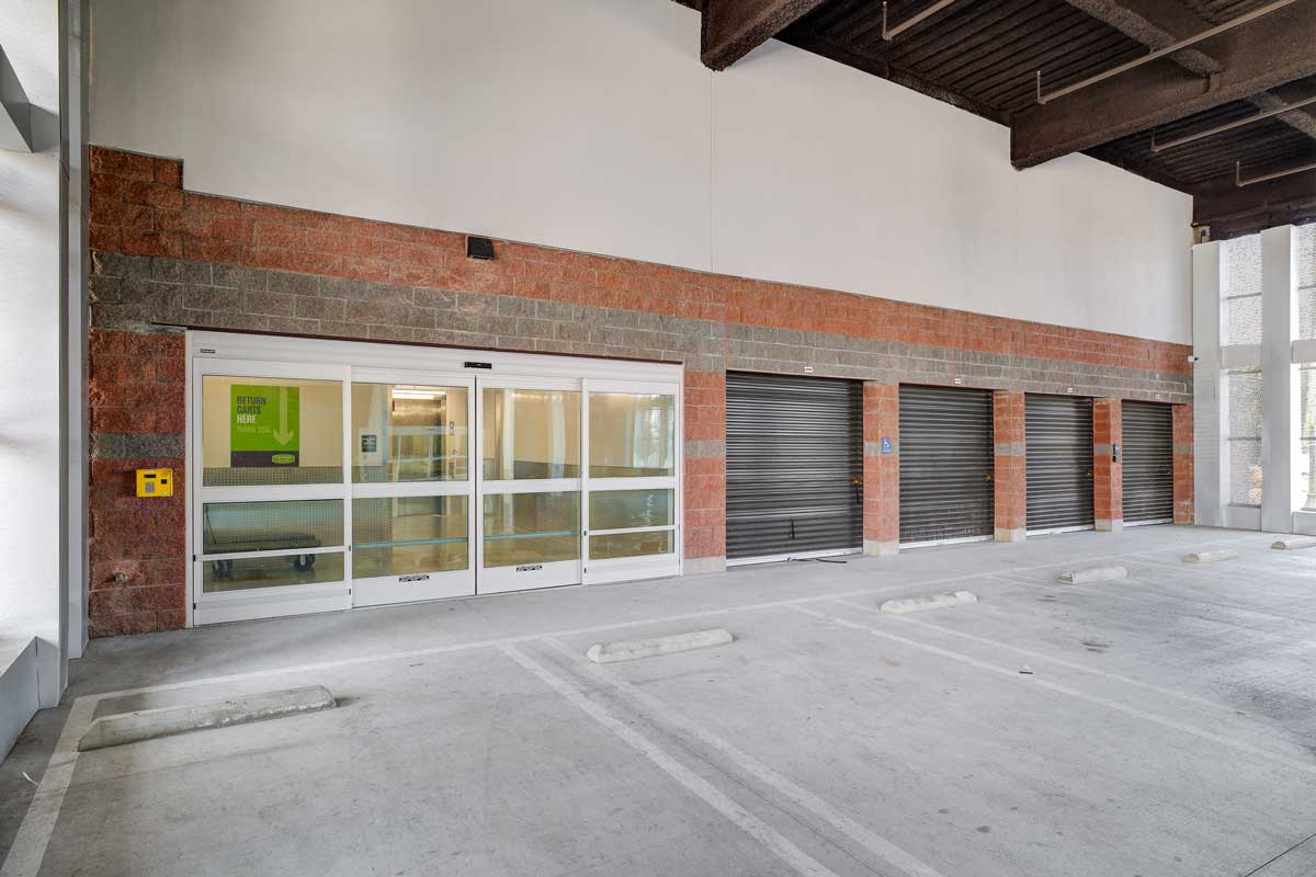 Easy loading area
